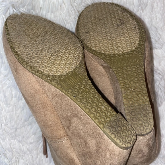 ๐ Bella Marie Taupe Suade Wedge Tie Boots 8.5 - Picture 6 of 11